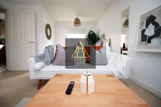 Alicia's Abode - Newport - 1