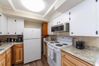 Adorable 2 BD 1 BTH Home Minutes Away from Gonzaga - Spokane - 8