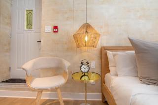 Studio #7 - Self Check-In - Plateau - St-Denis - Montreal - 9