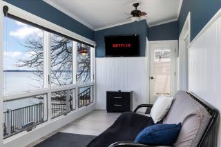 Million Dollar Views Bayshore Beach House with Opt RV Pads & More - Cedar - 4