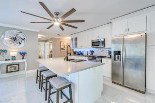 Port Charlotte Home with Lanai and Saltwater Pool! - Yonkers - 8