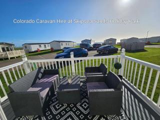Colorado Caravan Hire at Skipsea Sands Holiday Park - Barmston - 8