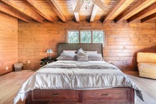 San Diego Getaway, Views Pool Hot Tub & Game Room - 3