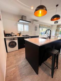 Hidden Gem In The Heart of Bustling Kingsland! - Auckland - 6