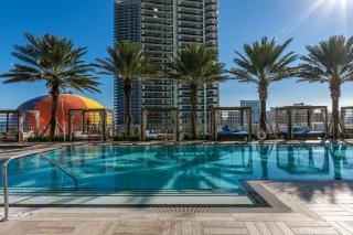 High-End Apartment in a Luxury Resort with Gorgeous Amenities - 6