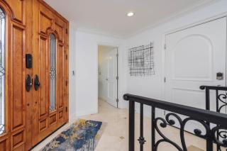 Luxury Modern w/ Great LA Views - Woodland Hills - 6