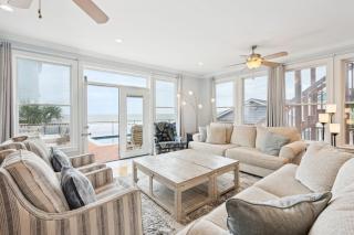 Oceanfront w Pool Panoramic Deck Views 5BDR Folly Ocean Breeze by AvantStay - Folly Beach - 8