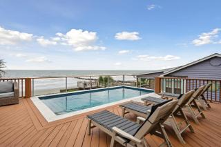 Oceanfront w Pool Panoramic Deck Views 5BDR Folly Ocean Breeze by AvantStay - Folly Beach - 0