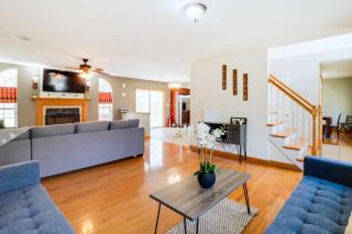 Hot Tub, Game Room and Fire Pit Poconos Retreat - Albrightsville - 3