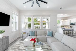 Modern 5BDR w Private Pool 2 min Walk to the Beach Montoute by AvantStay - Panama City Beach - 3