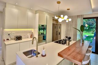 CasaDulce Zimbali- Exquisite 4 bedroom home with expansive yard and pool - Ballito - 3
