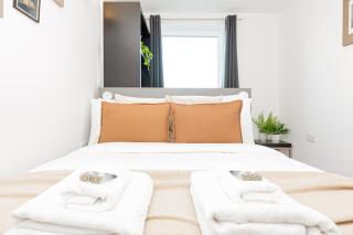 New listing 2BR with parking, 10min Woolwich St - Woolwich - 8