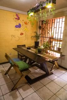 Pool House Hostel - Santa Ana - 4