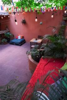 Pool House Hostel - 5