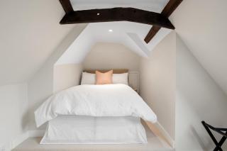 Beautiful period property in historic town - 7