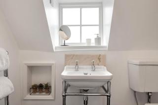 Beautiful period property in historic town - 2