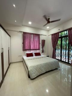 MOUNTAIN BREEZE VILLa - Lonavala - 5