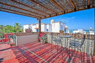 Comfy Retreat Stay and Walk to Malecon - La Paz - 6