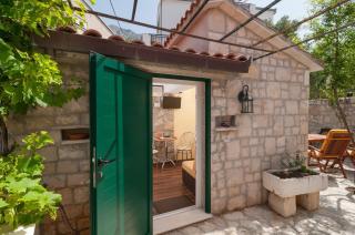 Große Ferienwohnung In Omiš Mit Privatem Balkon - Omiš - 3