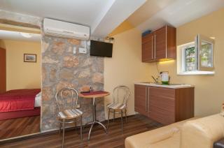 Große Ferienwohnung In Omiš Mit Privatem Balkon - Omiš - 2