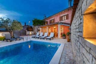 Casa Bepi Ferienhaus Mit Pool In Ruhiger Lage - Kanfanar - 0