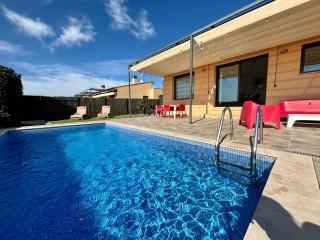 Modernes Einfamilienhaus Mit Pool - Torroella de Montgrí - 0