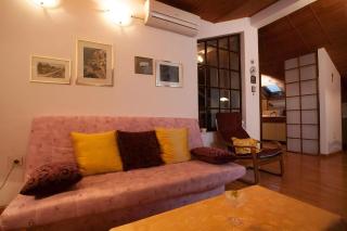 Ruhige Ferienwohnung mit Terrasse, Garten sowie herrlicher Aussicht in grüner Naturumgebung - Split - 4