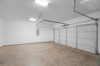 Modern 2BR l Pet-Friendly l Private Baths - 3