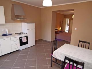 Wohnung in Veli Lošinj mit Grill, Garten und Terrasse - Veli Lošinj - 1