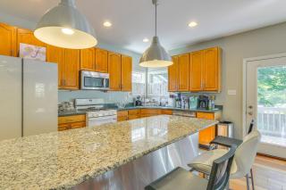 Point of Rocks Vacation Rental with Community Pool! - Brunswick - 4