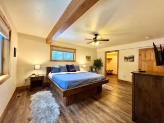 Cozy Luxury Townhome in Exclusive Eagle Bend - The Flathead - Bigfork - 0