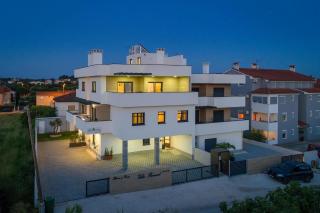 Villa Barmel Apt 2 mit Balkon - Pula - 0