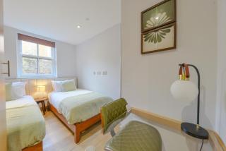 Central Two Bedroom Apartments St Albans By Central Stays Short Lets & Serviced Accommodation With Free Parking - 4 - Saint Albans - 1