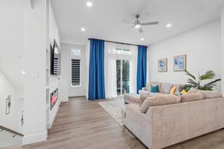 Upscale 2BR Hideaway, Ensuite Bliss, Pet-Friendly - 4