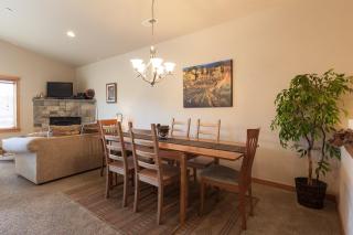 River Scene 30 Day Minimum - 6