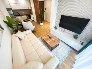 Azure Heights 1108 - Golem - 4