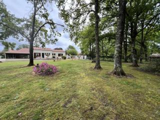 Résidence 105-st Vivien De Medoc - 105 - Superbe maison avec son grand parc verdoyant MAE-2871 - 0