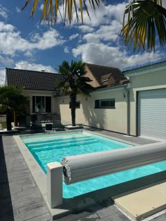 Maison type Villa avec piscine à 400 m du circuit des 24h - Le Mans - 1
