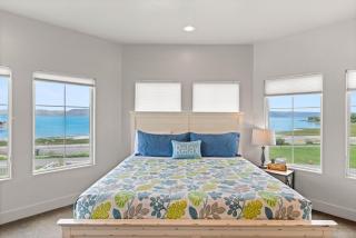 Sunrise Resort Room #308 - Garden City - 9
