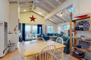 Mar-Tiny - Bodega Bay - 2