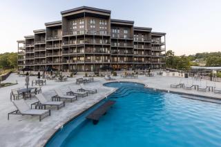 Whispering Waters Condo - Lake Ozark - 5
