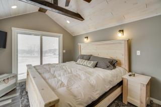 Pet-Friendly Cabin with Lake Access and Patio in Dent - 1