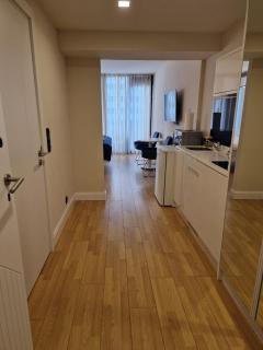 Orby City Seafront Luxury Stay - 6