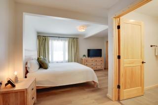 Snowmobile and Enjoy Eagle River! Southside Lodge - 2