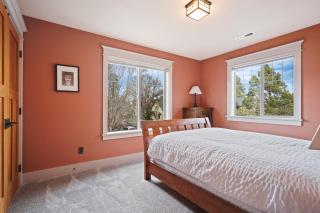 Amazing Steps to Downtown and River Gorgeous Newer AC 4222 - Bend - 1