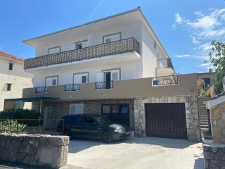 Apartment Tonka - Jelsa - 0