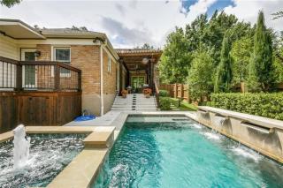 E Dallas Family Home with Pool Spa Outdoor Fire - 9