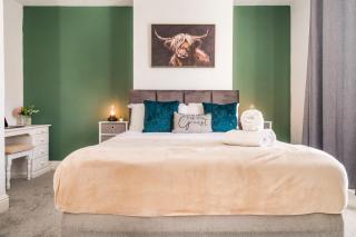 Entire House Sleeps 5-7 with 3 Bathrooms Close to City Hospital 10 minutes from Town outside of the Not in CAZ Zone - Birmingham - 1
