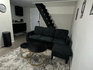 Our modern tiny home - Terre Haute - 7