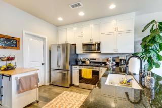 Flagstaff Home with Backyard Oasis 38 Mi to Sedona! - Bellemont - 9